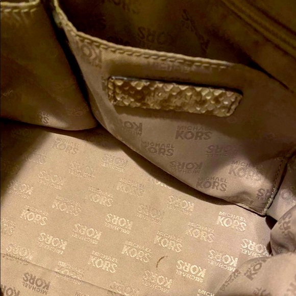 Michael Kors Python🐍 Leather Bundle EPOC Bag & Matching Wallet Bundle - Picture 7 of 11